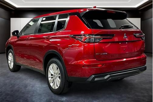 2025 Mitsubishi Outlander ES 2.5 S-AWC