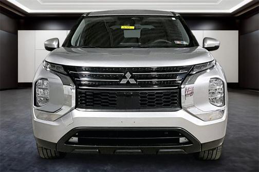 2022 Mitsubishi Outlander ES 2.5 2WD