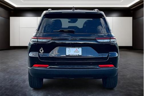 2023 Jeep Grand Cherokee Limited X