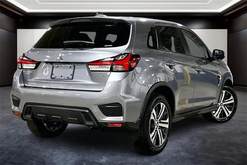 2025 Mitsubishi Outlander Sport SE