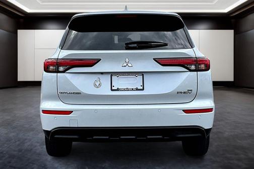 2023 Mitsubishi Outlander PHEV SE S-AWC