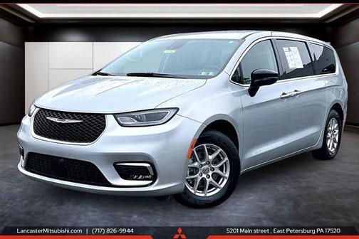 Silver Mist Clearcoat 2024 Chrysler Pacifica Touring L