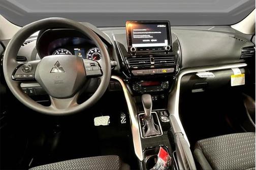 2025 Mitsubishi Eclipse Cross LE