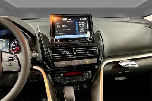 2025 Mitsubishi Eclipse Cross LE