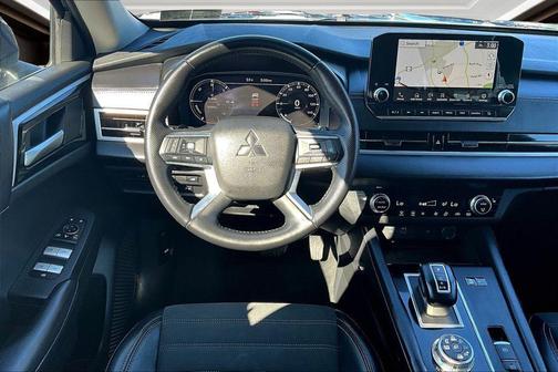 2023 Mitsubishi Outlander PHEV SE S-AWC