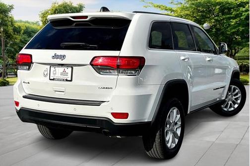 2022 Jeep Grand Cherokee Laredo
