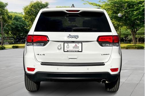 2022 Jeep Grand Cherokee Laredo