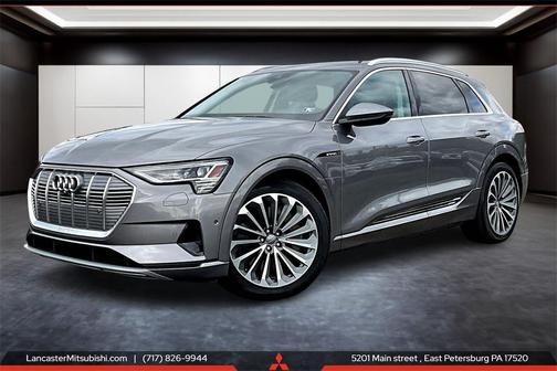 2019 Audi e-tron Premium Plus