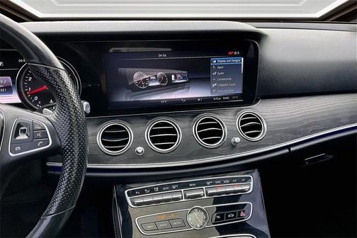 2017 Mercedes-Benz E-Class 4MATIC