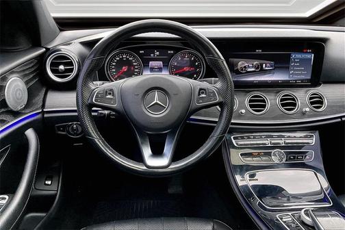 2017 Mercedes-Benz E-Class 4MATIC
