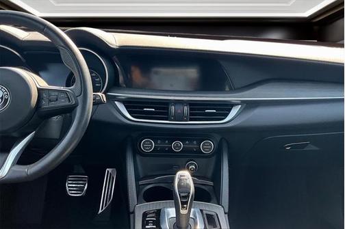 2023 Alfa Romeo Stelvio Ti