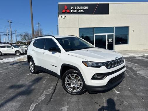 2022 Jeep Compass Latitude Lux