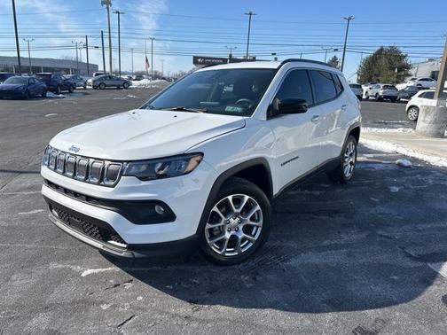 2022 Jeep Compass Latitude Lux