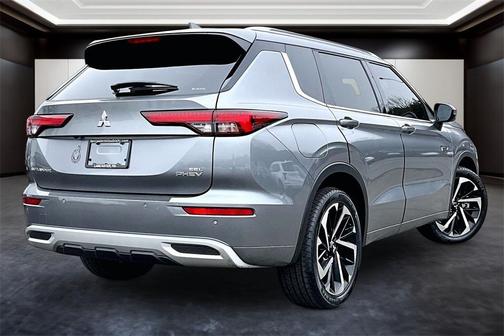 2024 Mitsubishi Outlander PHEV SEL