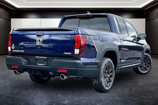 Obsidian Blue Pearl 2023 Honda Ridgeline RTL-E