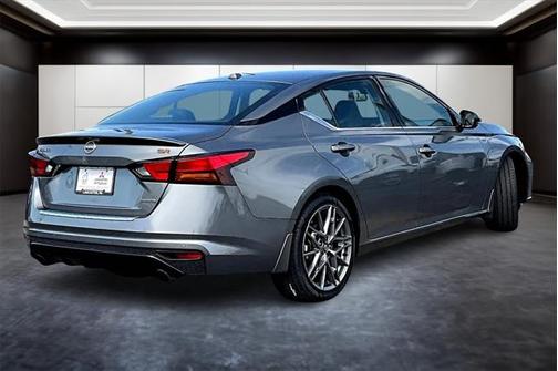 2023 Nissan Altima SR VC-Turbo FWD