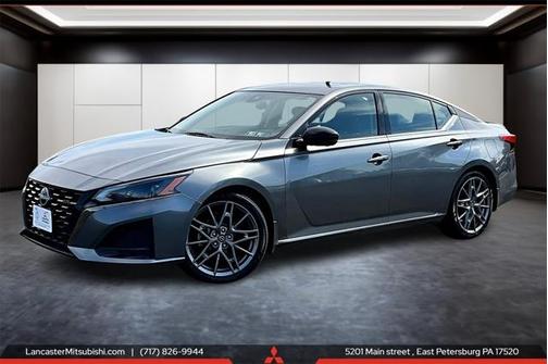 2023 Nissan Altima SR VC-Turbo FWD