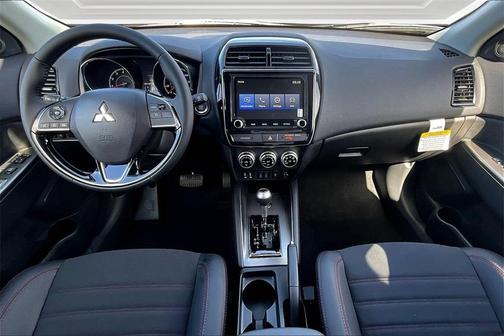 2025 Mitsubishi Outlander Sport SE