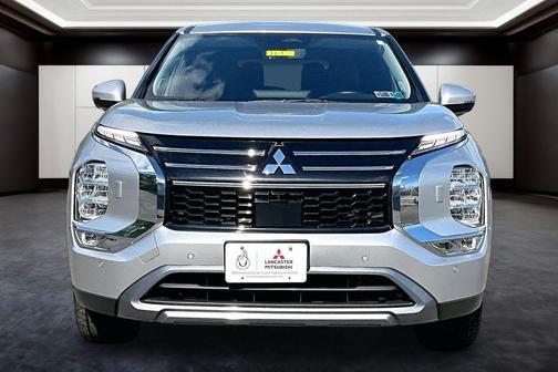 Alloy Silver Metallic 2025 Mitsubishi Outlander SE 2.5 S-AWC