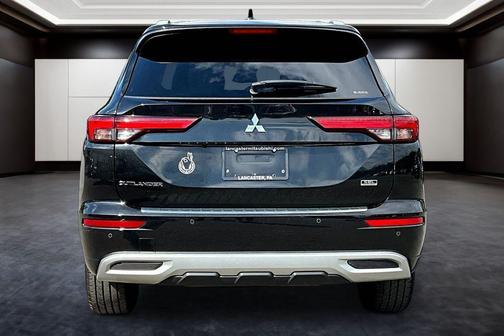 Black 2022 Mitsubishi Outlander SEL 2.5 S-AWC