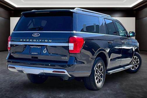 Gray Metallic 2024 Ford Expedition Max XLT