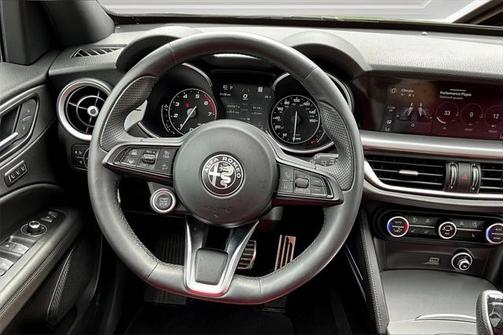 2022 Alfa Romeo Stelvio Ti