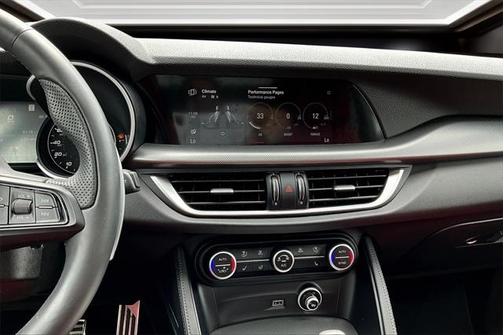 2022 Alfa Romeo Stelvio Ti