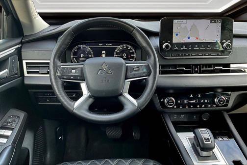 2023 Mitsubishi Outlander PHEV SEL