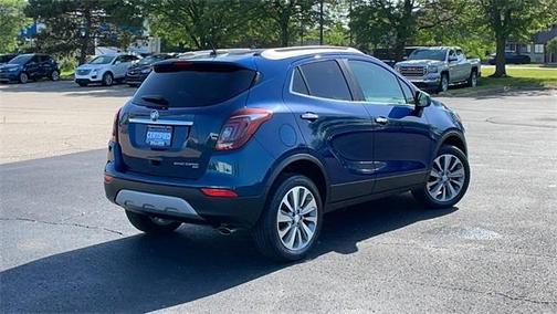 Photo 3 of 43 of 2020 Buick Encore Preferred