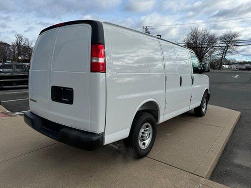 2025 Chevrolet Express 3500 Work Van
