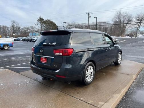 2016 Kia Sedona LX