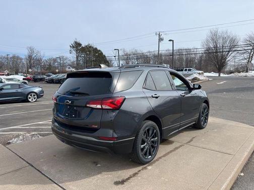 2022 Chevrolet Equinox RS
