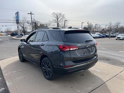 2022 Chevrolet Equinox RS