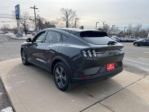 2022 Ford Mustang Mach-E Select