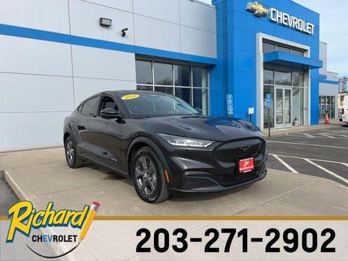 2022 Ford Mustang Mach-E Select