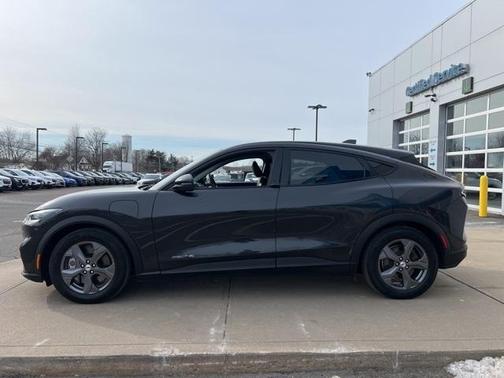 2022 Ford Mustang Mach-E Select