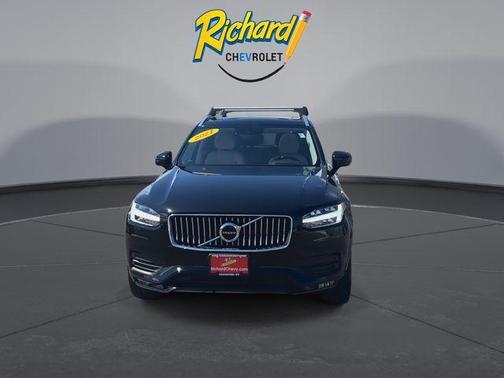 Onyx Black Metallic 2021 Volvo XC90 T5 Momentum 7 Passenger