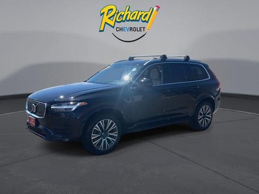 Onyx Black Metallic 2021 Volvo XC90 T5 Momentum 7 Passenger