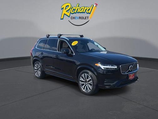 Onyx Black Metallic 2021 Volvo XC90 T5 Momentum 7 Passenger