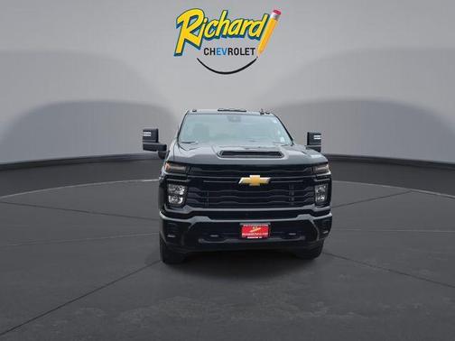 Black 2024 Chevrolet Silverado 2500 Custom