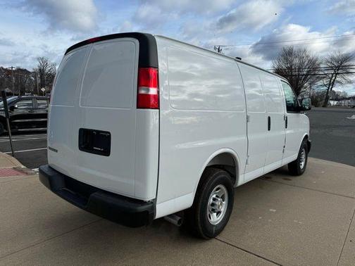 2025 Chevrolet Express 3500 Work Van