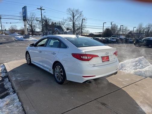 2016 Hyundai SONATA Sport