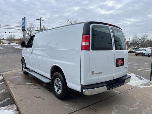 2024 GMC Savana 2500 Work Van