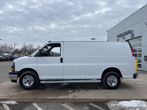 2024 GMC Savana 2500 Work Van