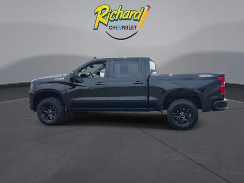 2022 Chevrolet Silverado 1500 Custom Trail Boss