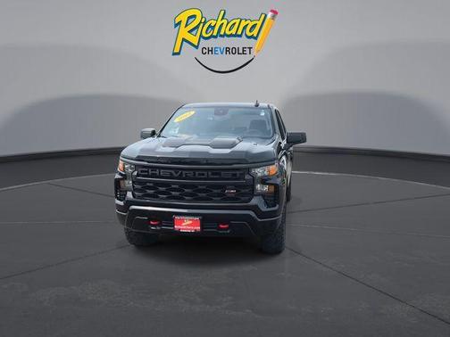 2022 Chevrolet Silverado 1500 Custom Trail Boss