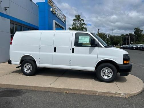 2025 Chevrolet Express 3500 Work Van
