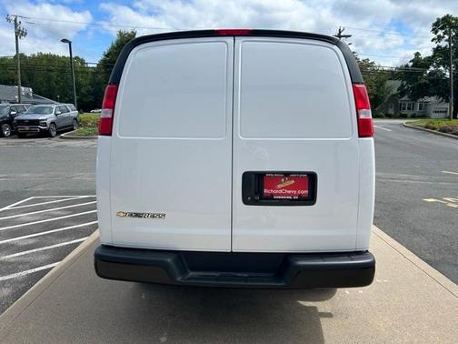 2025 Chevrolet Express 3500 Work Van