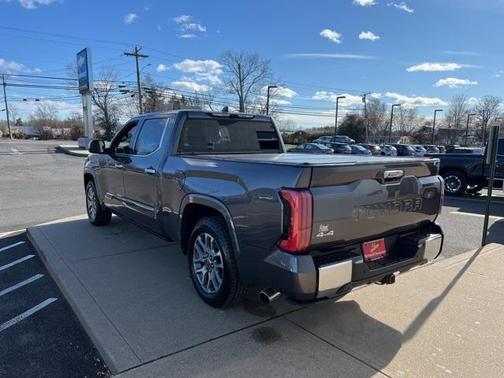 2022 Toyota Tundra Hybrid 1794 Edition