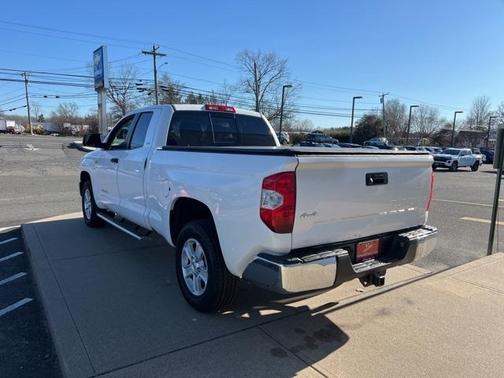 2014 Toyota Tundra SR5